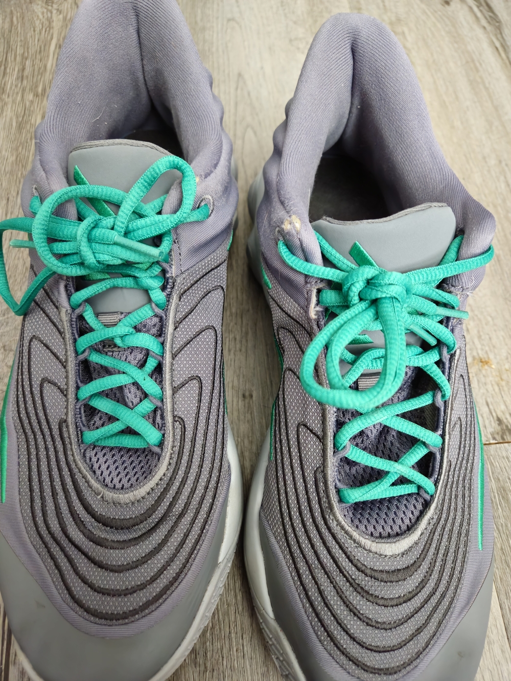 Giannis Immortal Nike Women's Gray Sneakers with Teal Laces